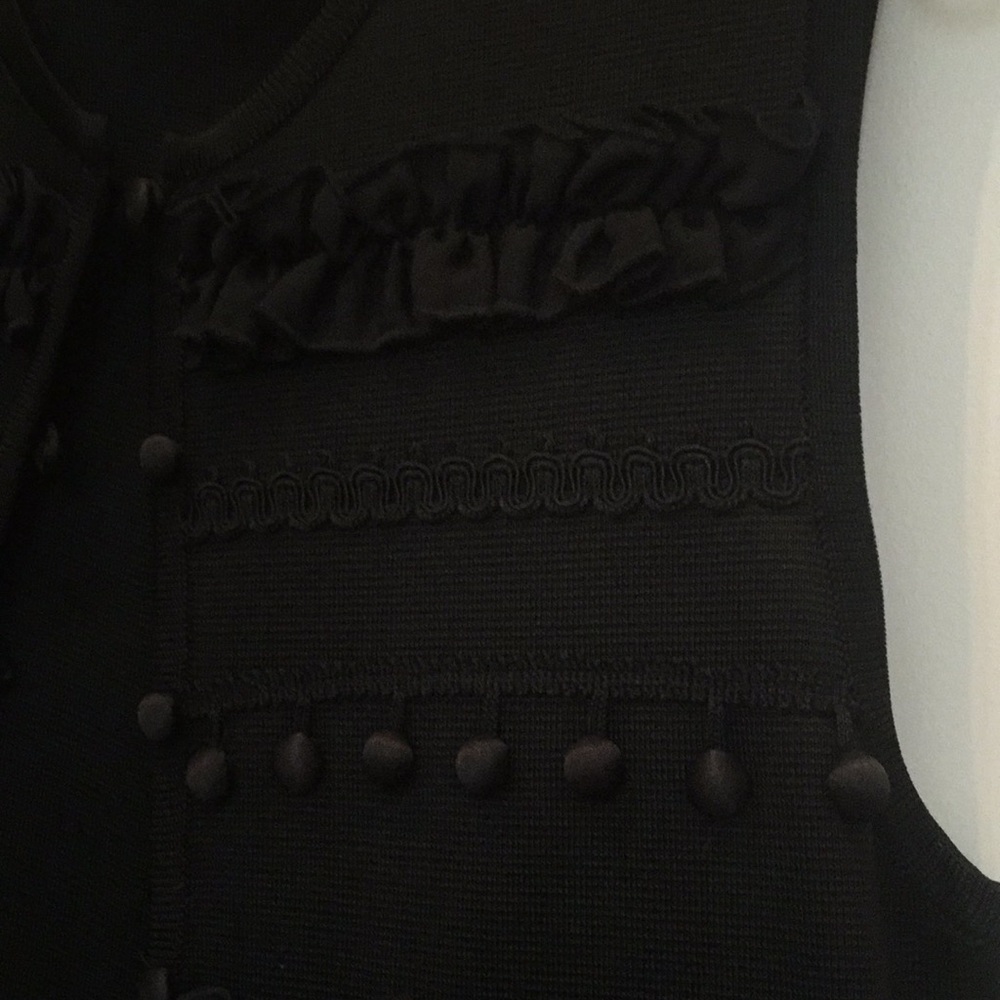 Vest - Picture 2 of 4